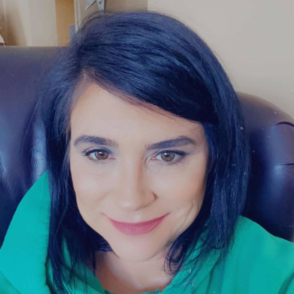 Meet your Posher, Christina